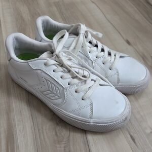 Cariuma Salvas White Leather Sneakers 8.5 Women 7 Men Shoes